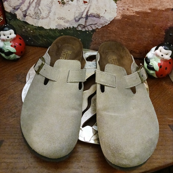 White Mountain Footbed Sandals Brown Leather 6M.Buckle. Slip On Slide On. - Picture 2 of 15